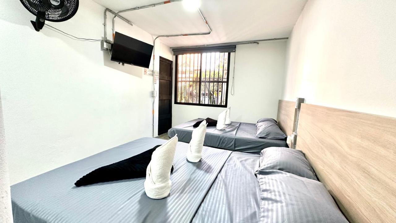 Sinu Loft Aparthotel เมเดยิน ภายนอก รูปภาพ